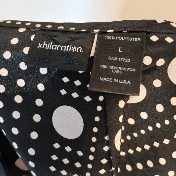 Xhilaration Black‎ and White Geometric Pencil Skirt - Picture 5 of 5